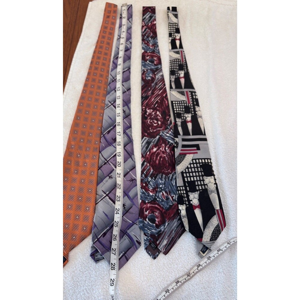 Men’s Tie Lot of 4 Erté Dockers Barrington Essante Abstract Geometric Neckties
